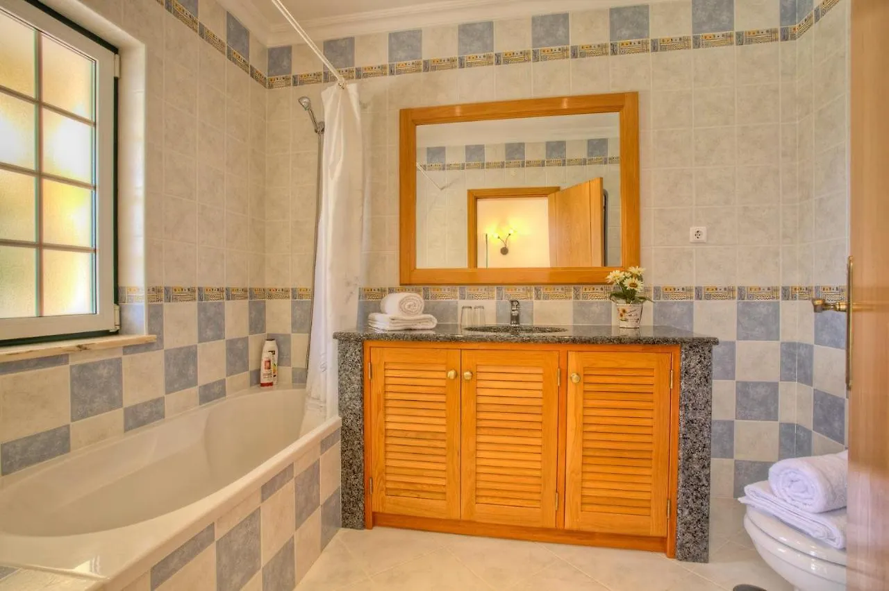 Villa Solar Das Amendoeiras Αλμπουφέιρα